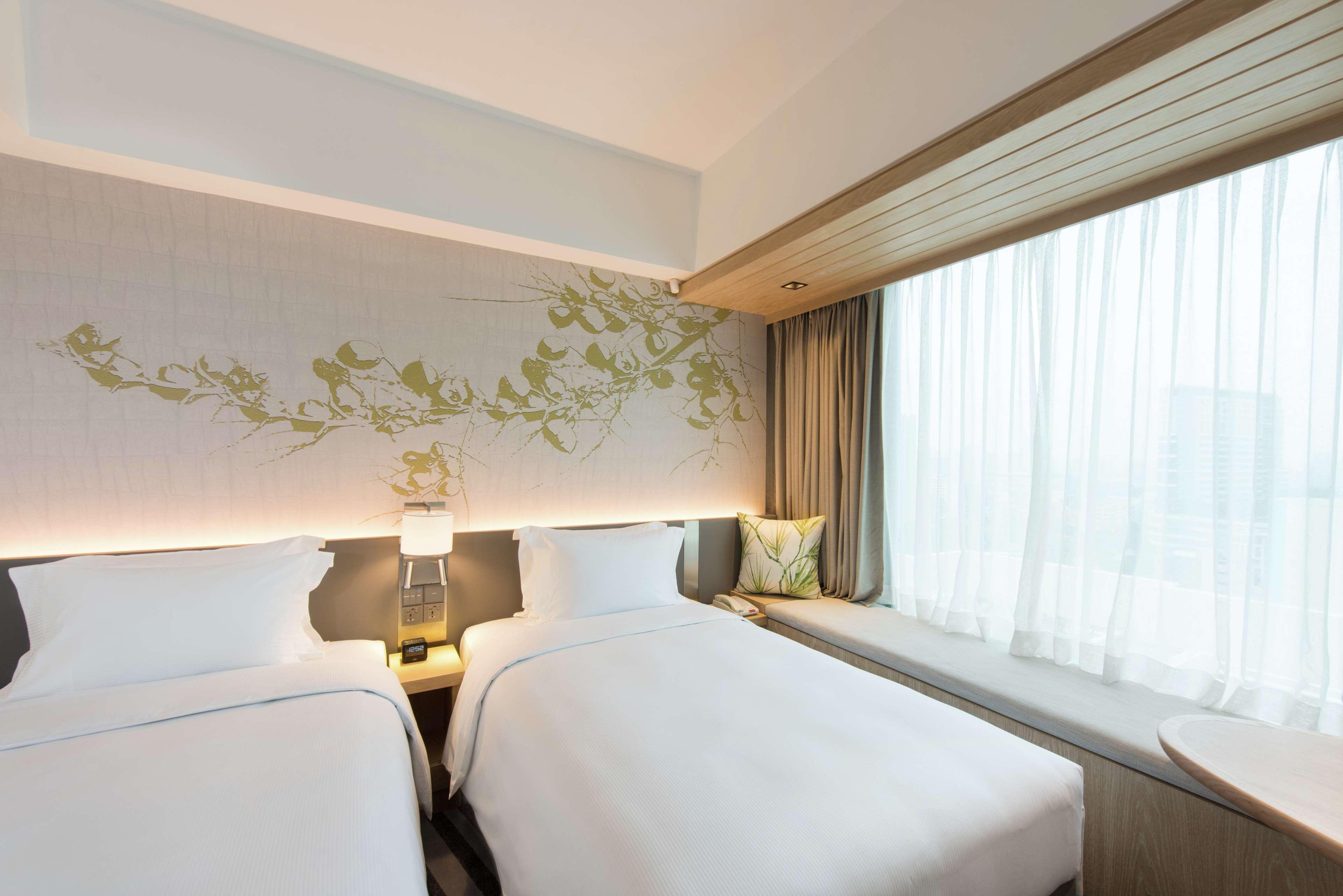 Hilton Garden Inn Singapore Serangoon  Bagian luar foto