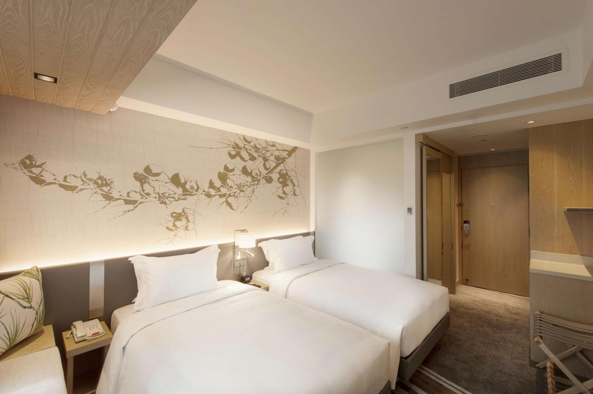 Hilton Garden Inn Singapore Serangoon  Bagian luar foto