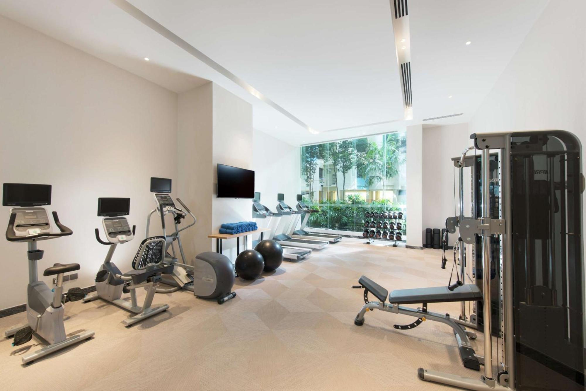 Hilton Garden Inn Singapore Serangoon  Bagian luar foto