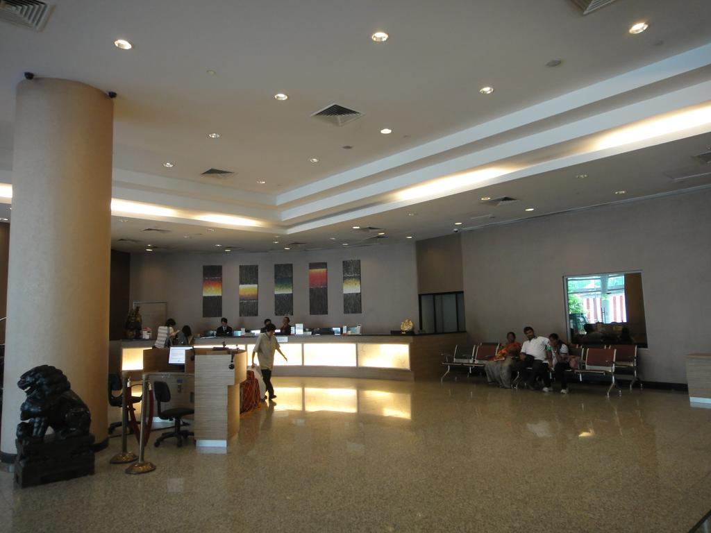 Hilton Garden Inn Singapore Serangoon  Bagian luar foto